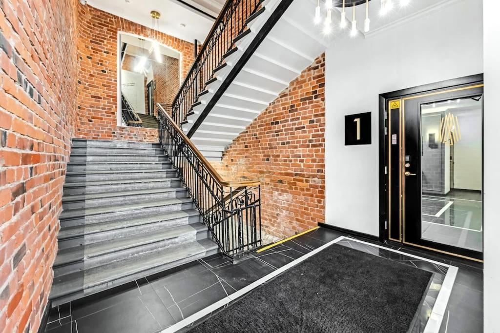 Urban-Glam City Centre Studio With A Gym And Terrace Reval Exterior foto