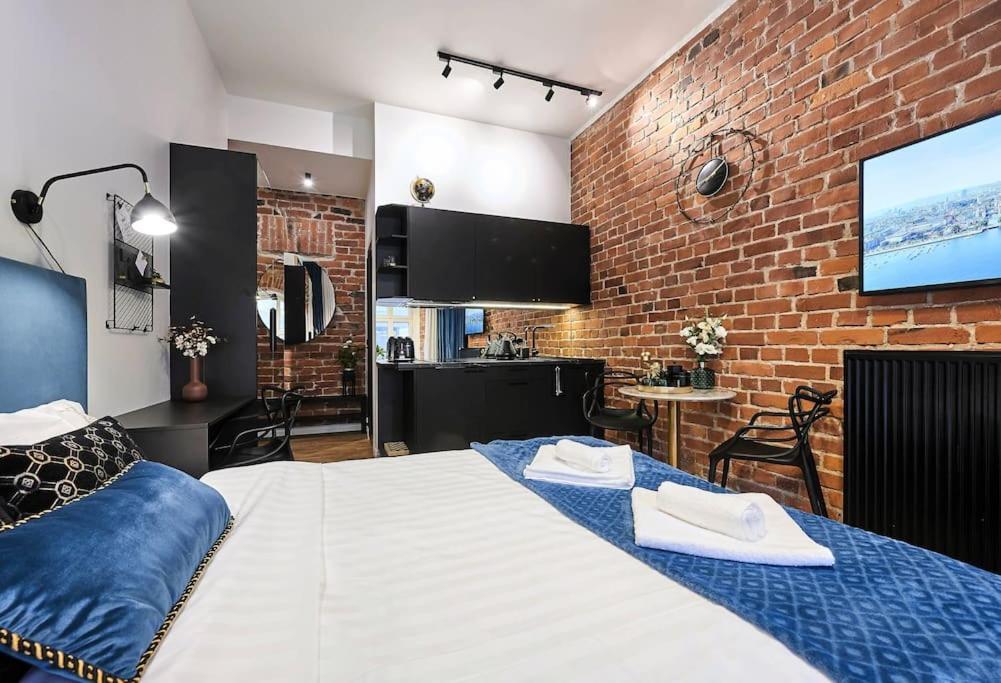 Urban-Glam City Centre Studio With A Gym And Terrace Reval Exterior foto